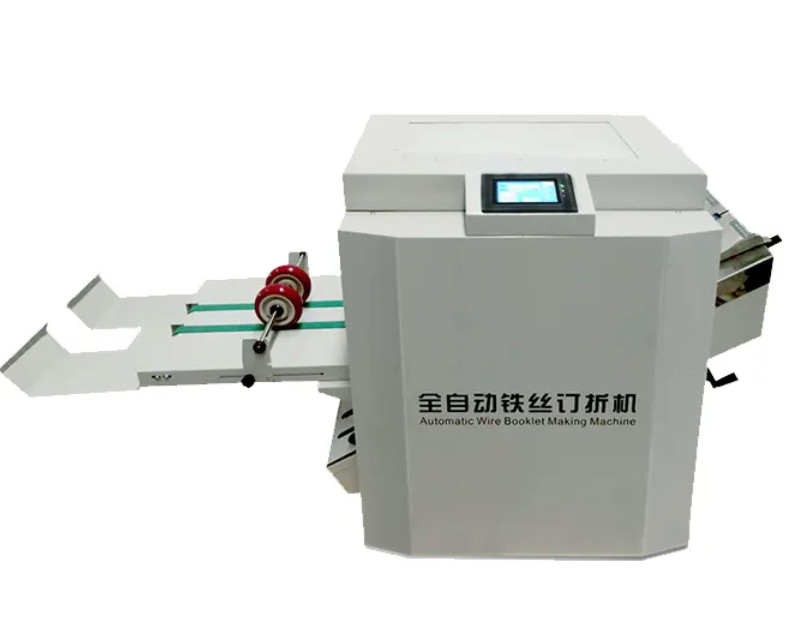 อัตราการผลิตสูง Book Wire Saddle Stitching Maker เครื่อง 480MM Max ความกว้างที่ใช้ได้