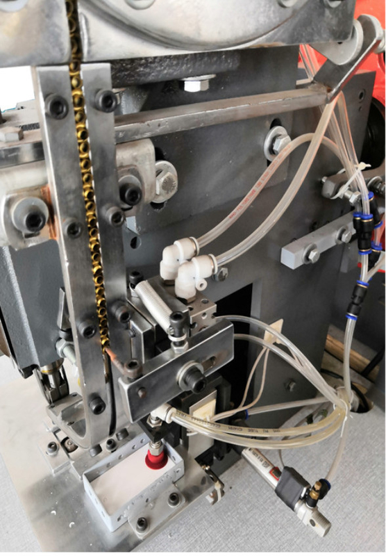 JZ-918HT Tag Eyelet Machine อุปกรณ์กระดูกตารองเท้า